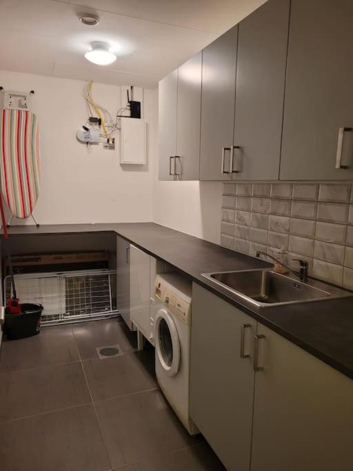 فيلا Beautiful Terraced House With Private Parking ساندفيكين المظهر الخارجي الصورة
