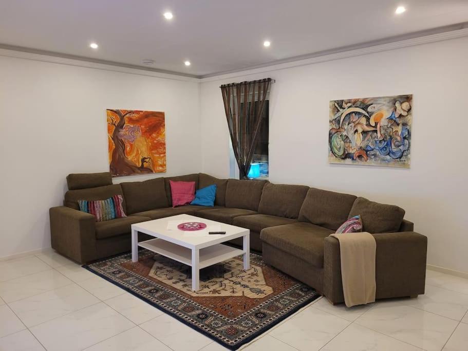فيلا Beautiful Terraced House With Private Parking ساندفيكين المظهر الخارجي الصورة
