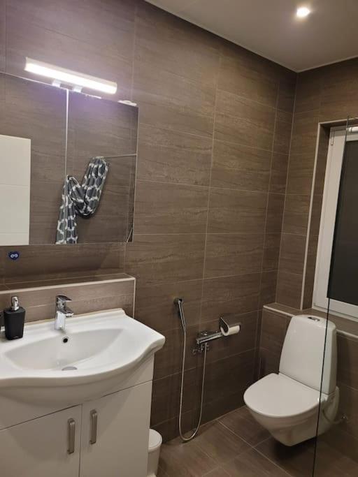 فيلا Beautiful Terraced House With Private Parking ساندفيكين المظهر الخارجي الصورة